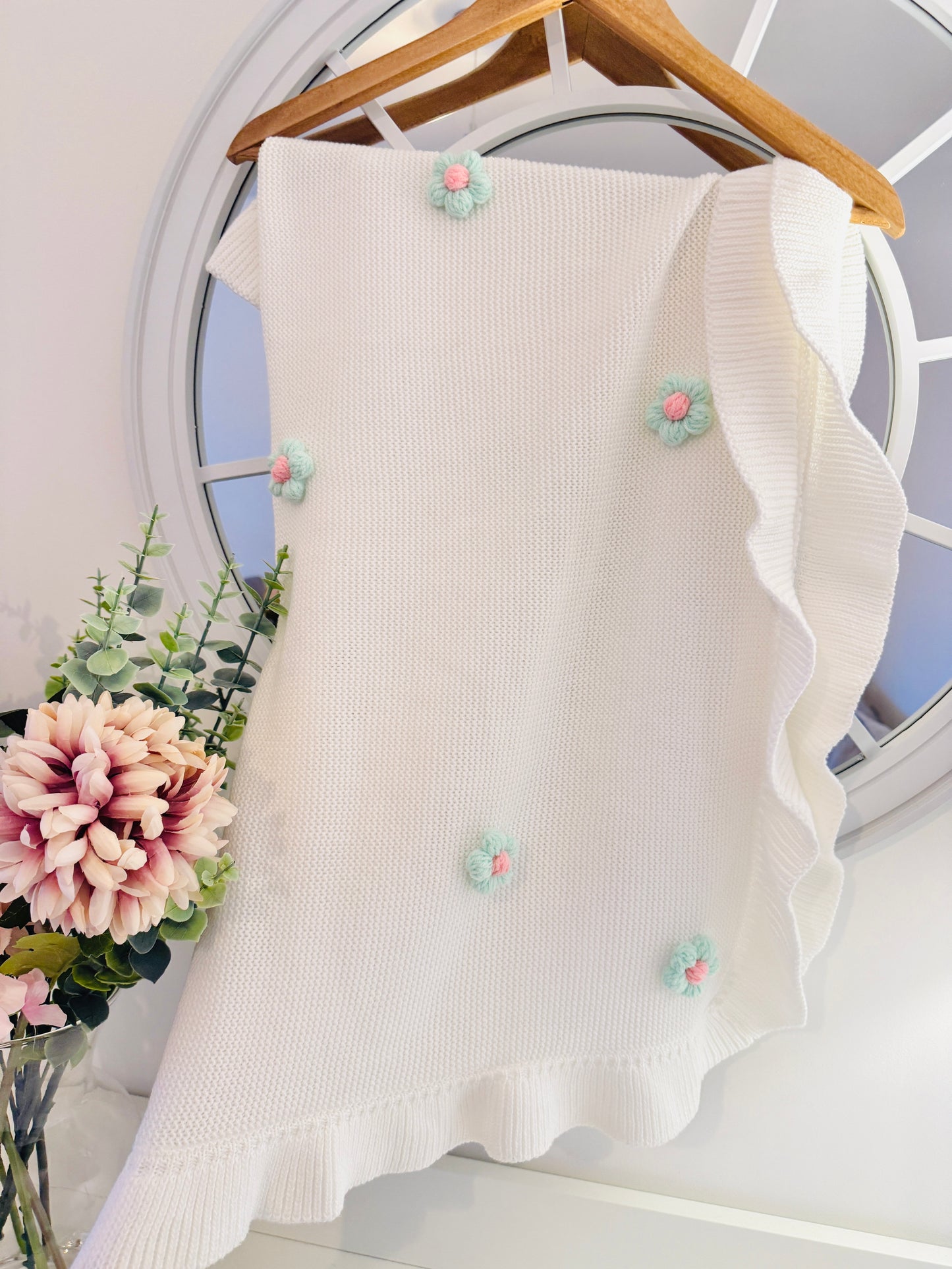 Crochet Flower Ruffle Blanket