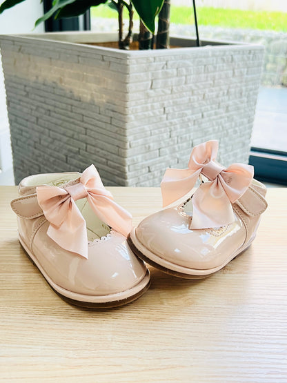 Beige Patent Bow Shoes