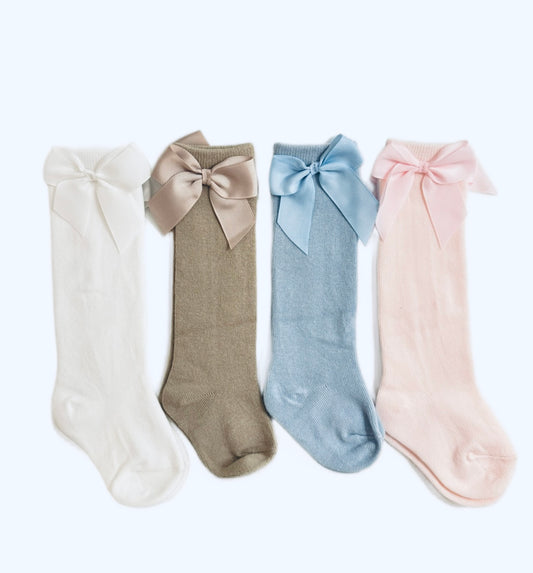 Girls Knee High Bow Socks